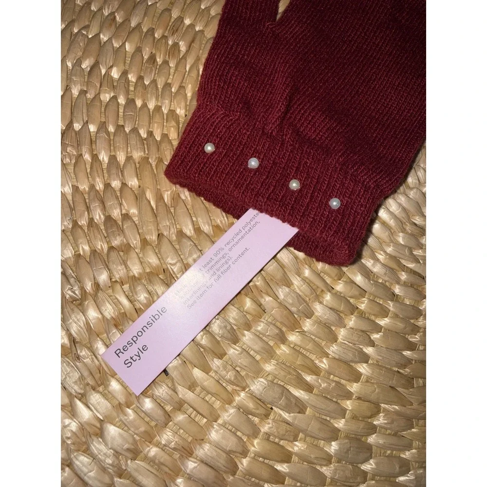 Burgundy Pearl Embellished  Gloves Knit Winter one‎ size